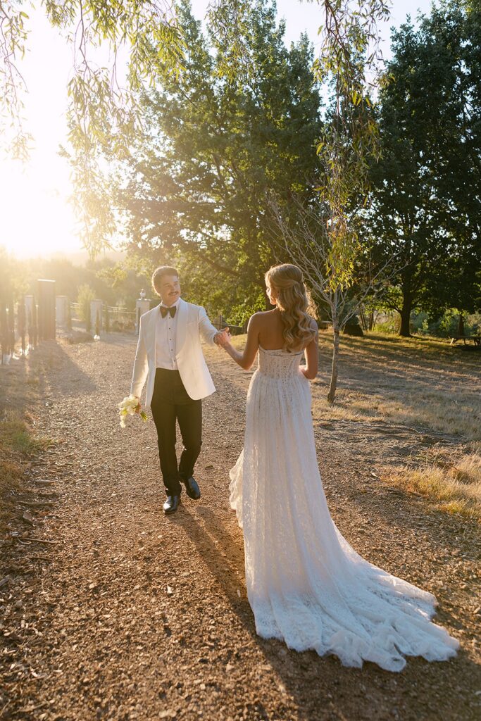 golden hour candid portrait of couple at alora macedon