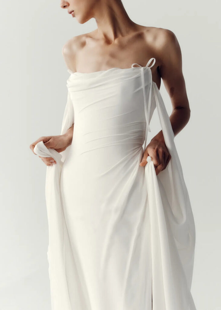 elly scofoli fall 25 wedding gown 