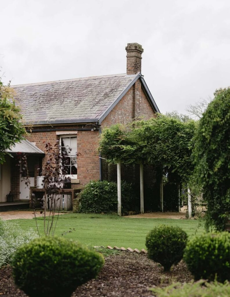 Wallalong House 